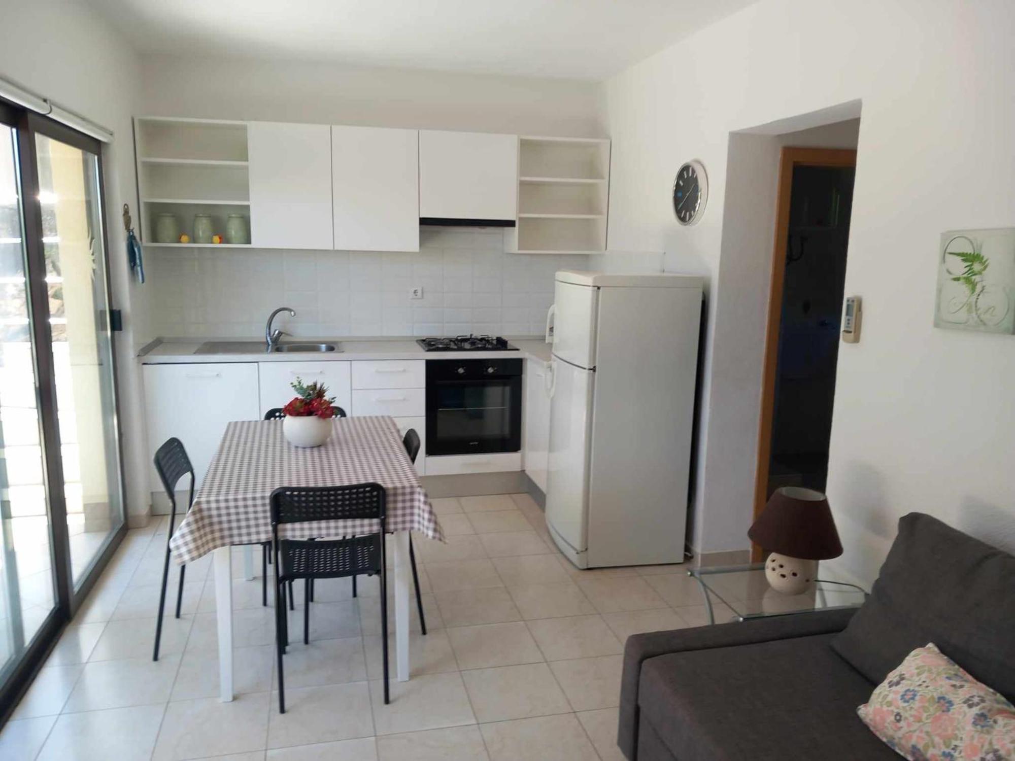 Apartments Knezak Мали Иж Экстерьер фото